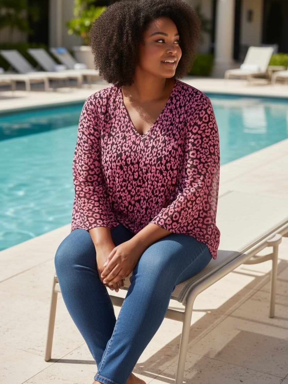 Women's Pink Animal-Print V-Neck Blouse Size 22/24 - Picture 4 of 10